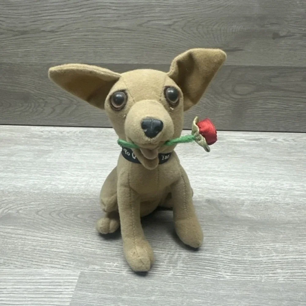 3 Vintage Taco Bell Chihuahua Plush Toys. Do Not Talk. Three‎ Plush Dogs. Nice!